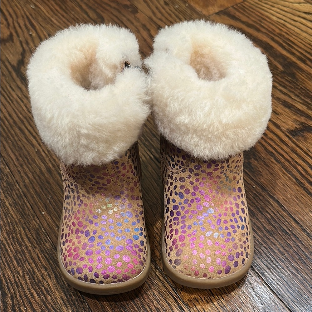 New Ugg Toddler Leopard Print Boots with Faux Fur Trim